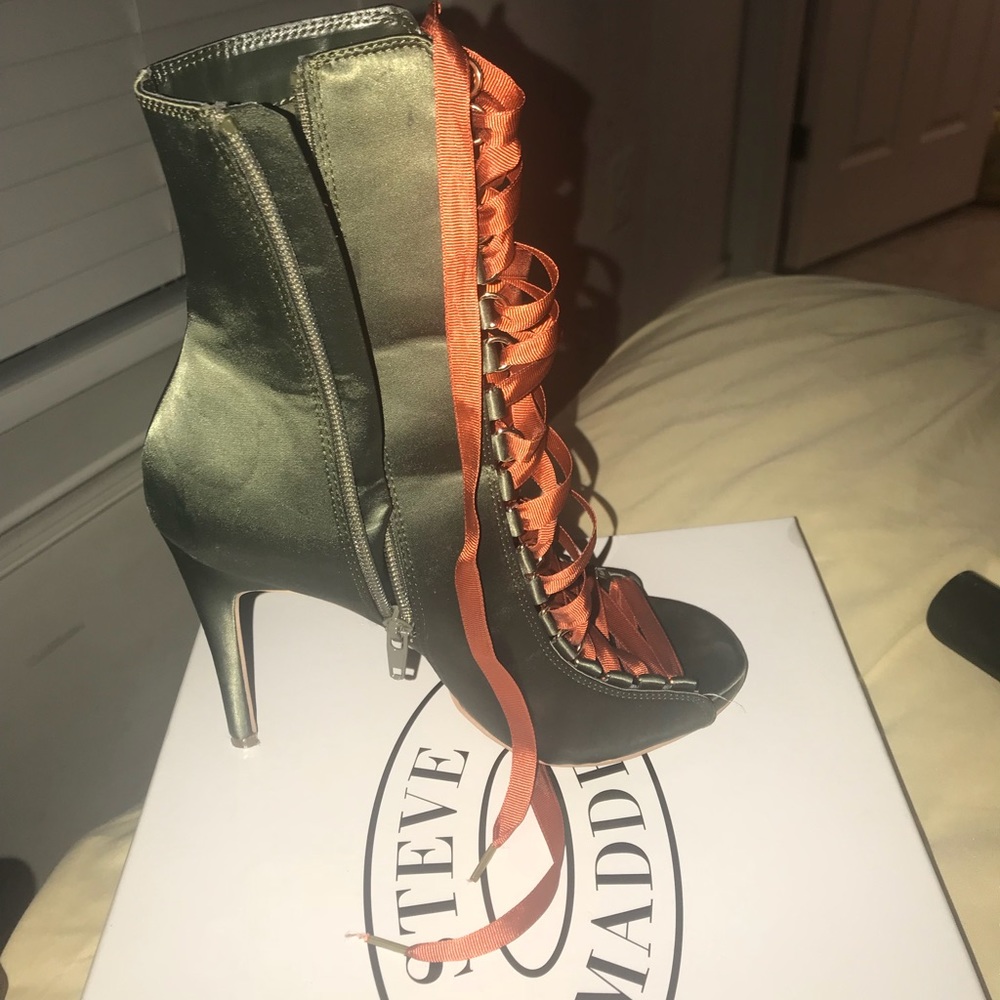 Steve Madden booties